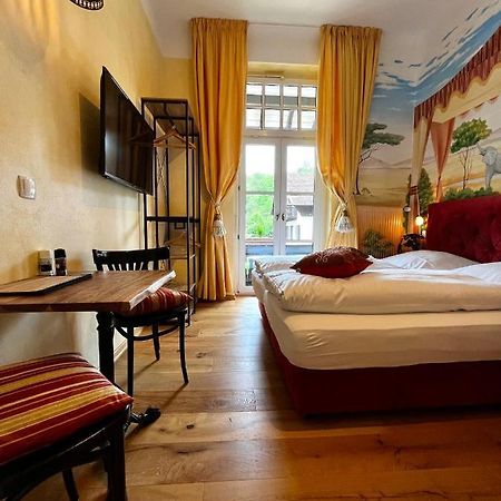 Park Villa Zentral Am Mittelrhein - Zimmer & Apartments Бопард Екстериор снимка