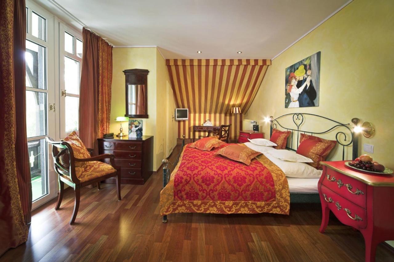 Park Villa Zentral Am Mittelrhein - Zimmer & Apartments Бопард Екстериор снимка