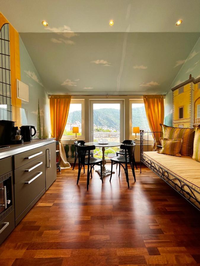 Park Villa Zentral Am Mittelrhein - Zimmer & Apartments Бопард Екстериор снимка