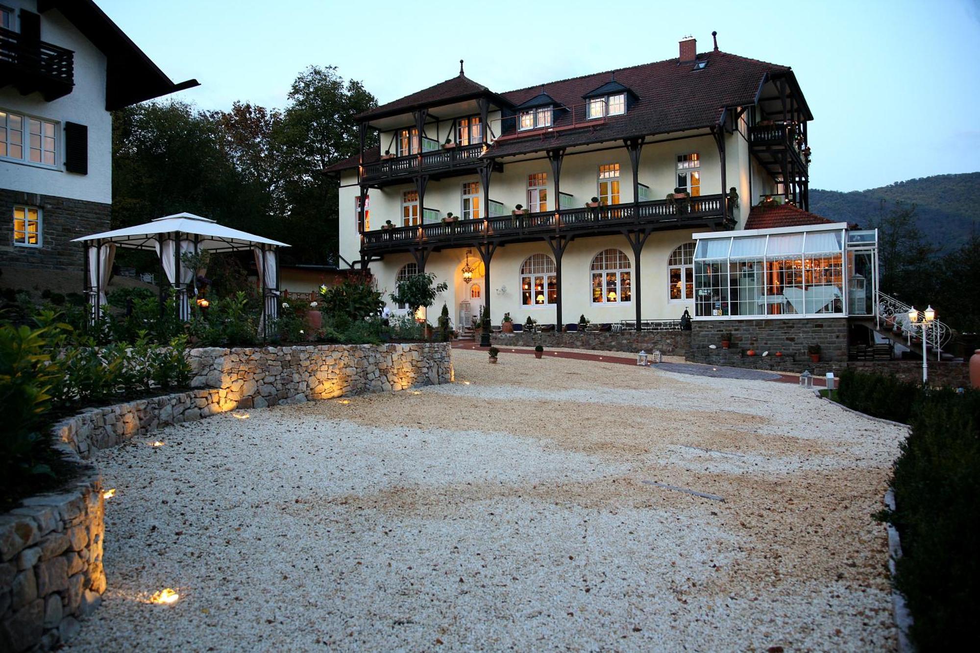 Park Villa Zentral Am Mittelrhein - Zimmer & Apartments Бопард Екстериор снимка